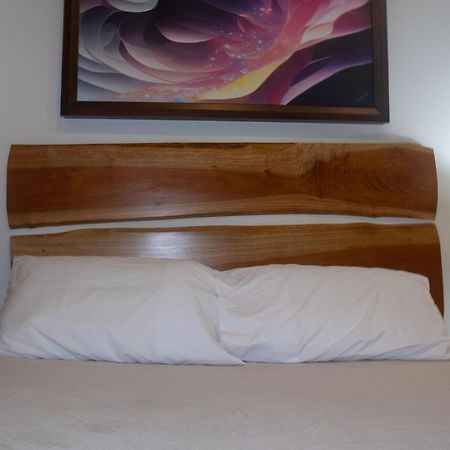 Hotel Leon Inn Kültér fotó